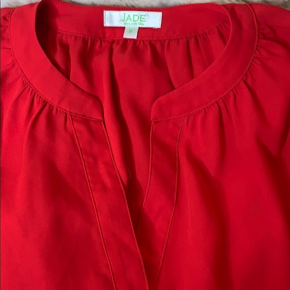 JADE•V-NECK•BLOUSE - Picture 7 of 11